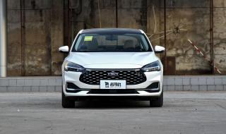 新福克斯三厢油耗